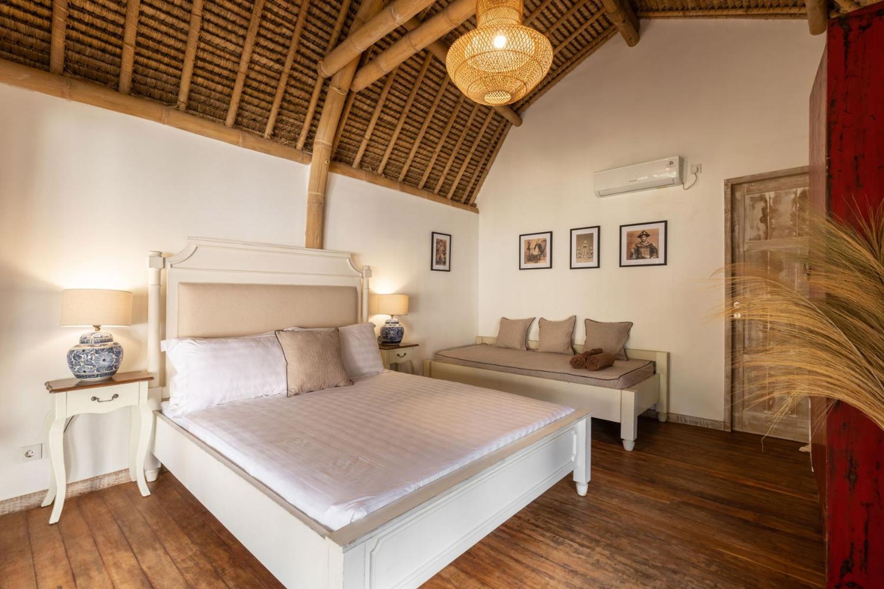 Amahelia Luxury Resort & Restaurant - Gili Asahan Exterior photo